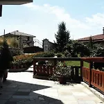 Holiday home Zhivka House Glavatartsi