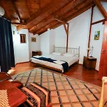 Zhivka House Holiday home Glavatartsi