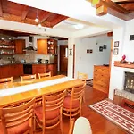 Zhivka House Holiday home Glavatartsi