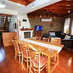 Holiday home Zhivka House Glavatartsi