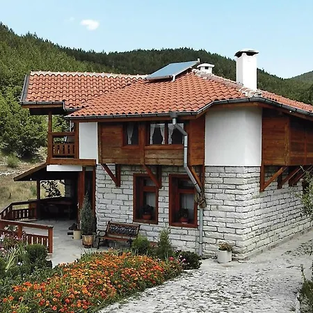 Nyaraló Zhivka House