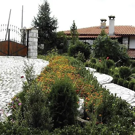Holiday home Zhivka House Glavatartsi