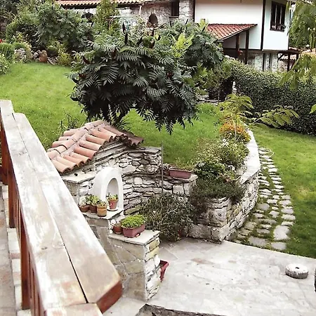 Holiday home Zhivka House Glavatartsi