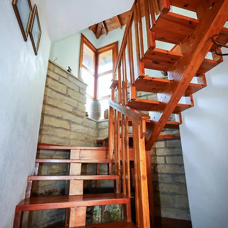 Nyaraló Zhivka House