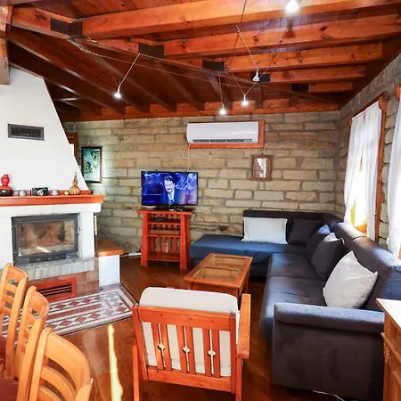 Zhivka House Holiday home