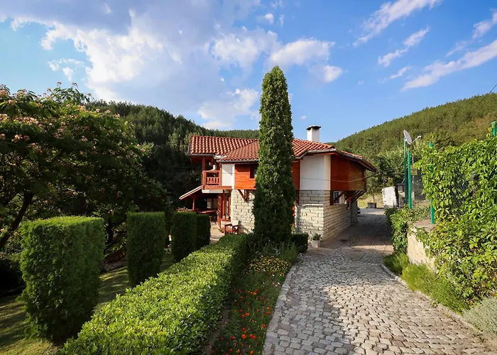 Zhivka House Holiday home *