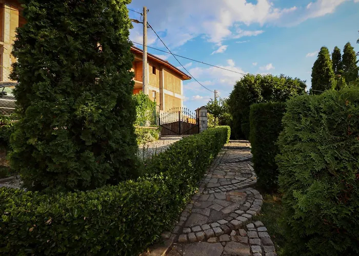 Zhivka House Holiday home *